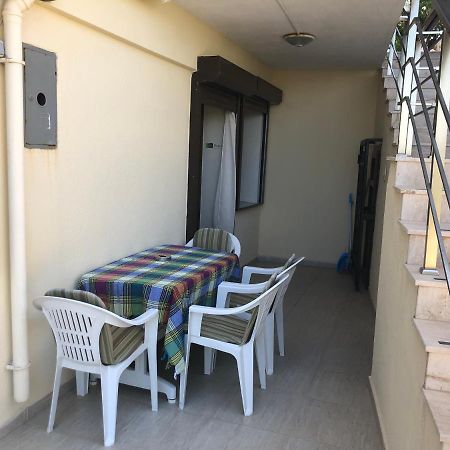 قرابورون Teras Butik Apart المظهر الخارجي الصورة