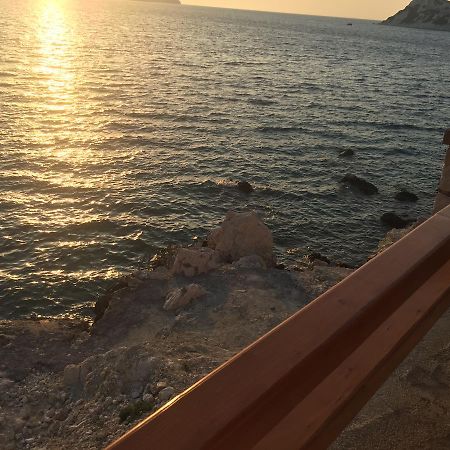 قرابورون Teras Butik Apart المظهر الخارجي الصورة