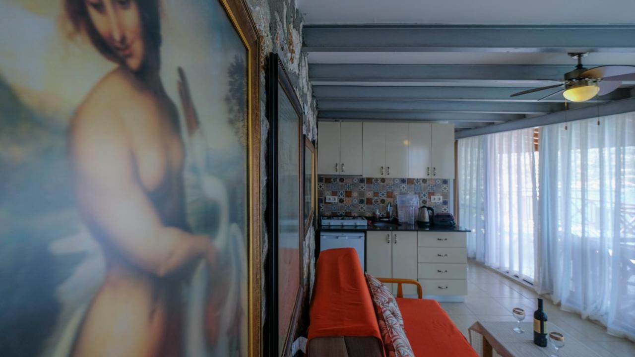 قرابورون Teras Butik Apart المظهر الخارجي الصورة